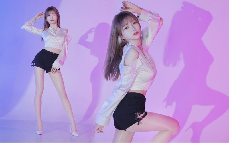 1-大胆一点，为姐姐沉迷吧~Bing Bing❤-4K 超高清-AVC.Cover.jpg